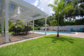 PalmOaks Cozy house with heated pool